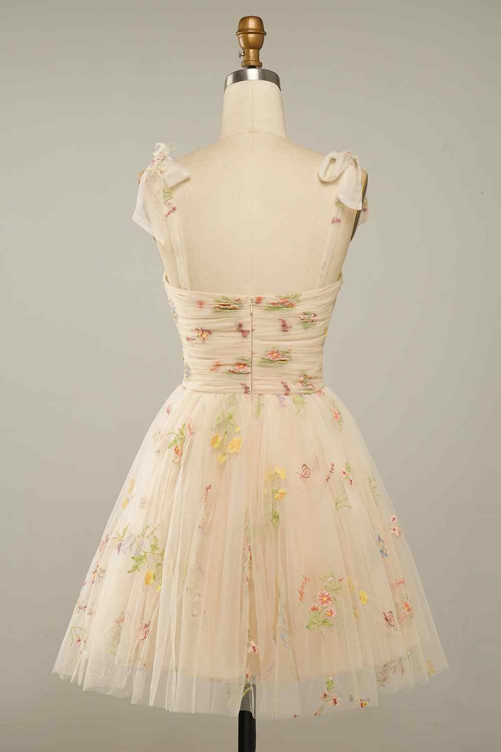 Champagne A-line Bow Tie Straps Pleated Applique Mini Homecoming Dress