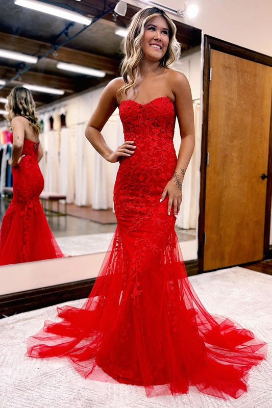 Red Sweetheart Neck Mermaid Prom Dress With Appliques