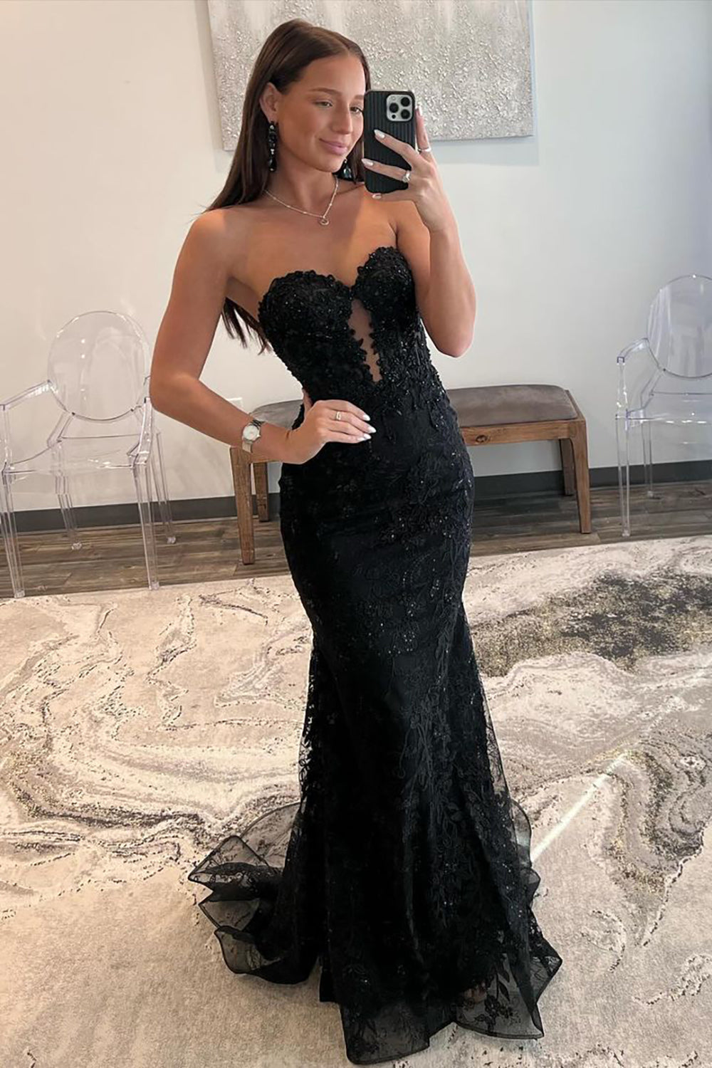 Stunning Black Sweetheart Backless Mermaid Long Prom Dress with Appliques